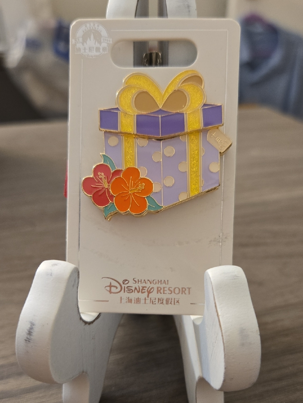 Shanghai Disney Resort "Monthly Character Gift Boxes" pin featuring Angel